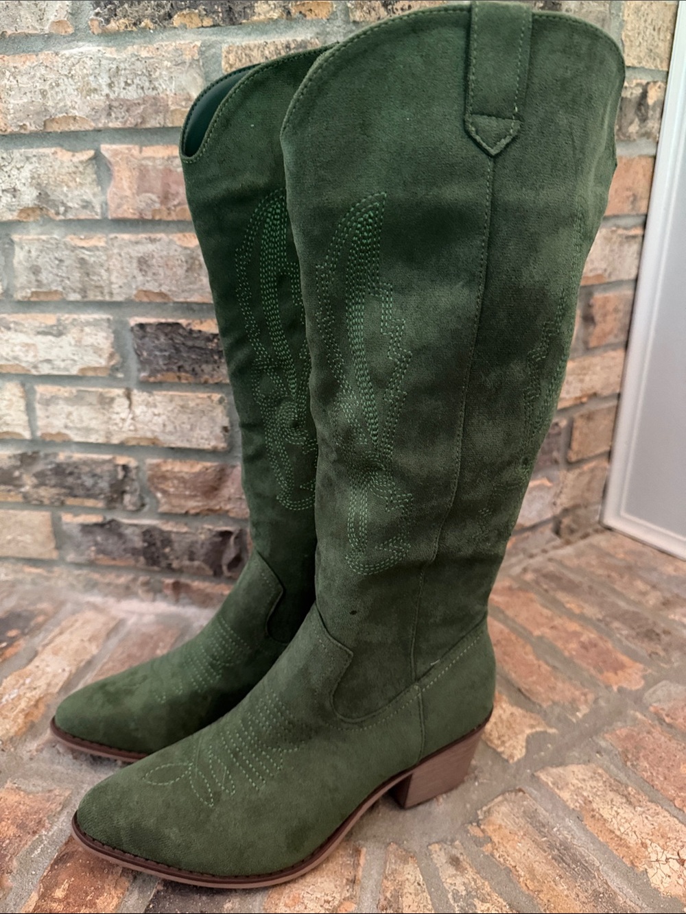 PIERRE DUMAS SONIA 2 Women's Green Suede High Western Boots - Size 11